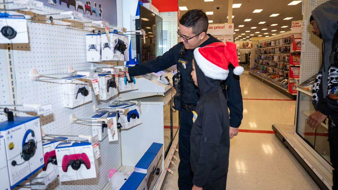 Shop With A Cop