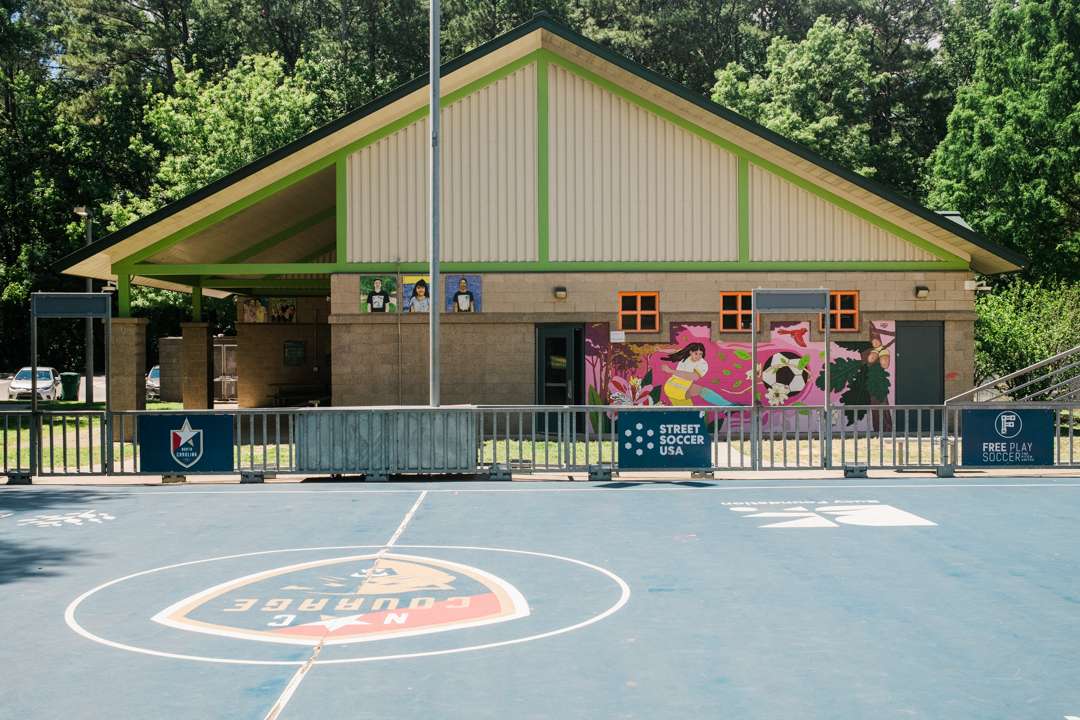 Peach Rd Park mural by Eli Arguello