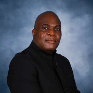 Photo of Dr. Jeffrey Robinson